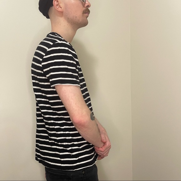 MENS SIZE MEDIUM  H&M STRIPED SHIRT - Picture 4 of 4